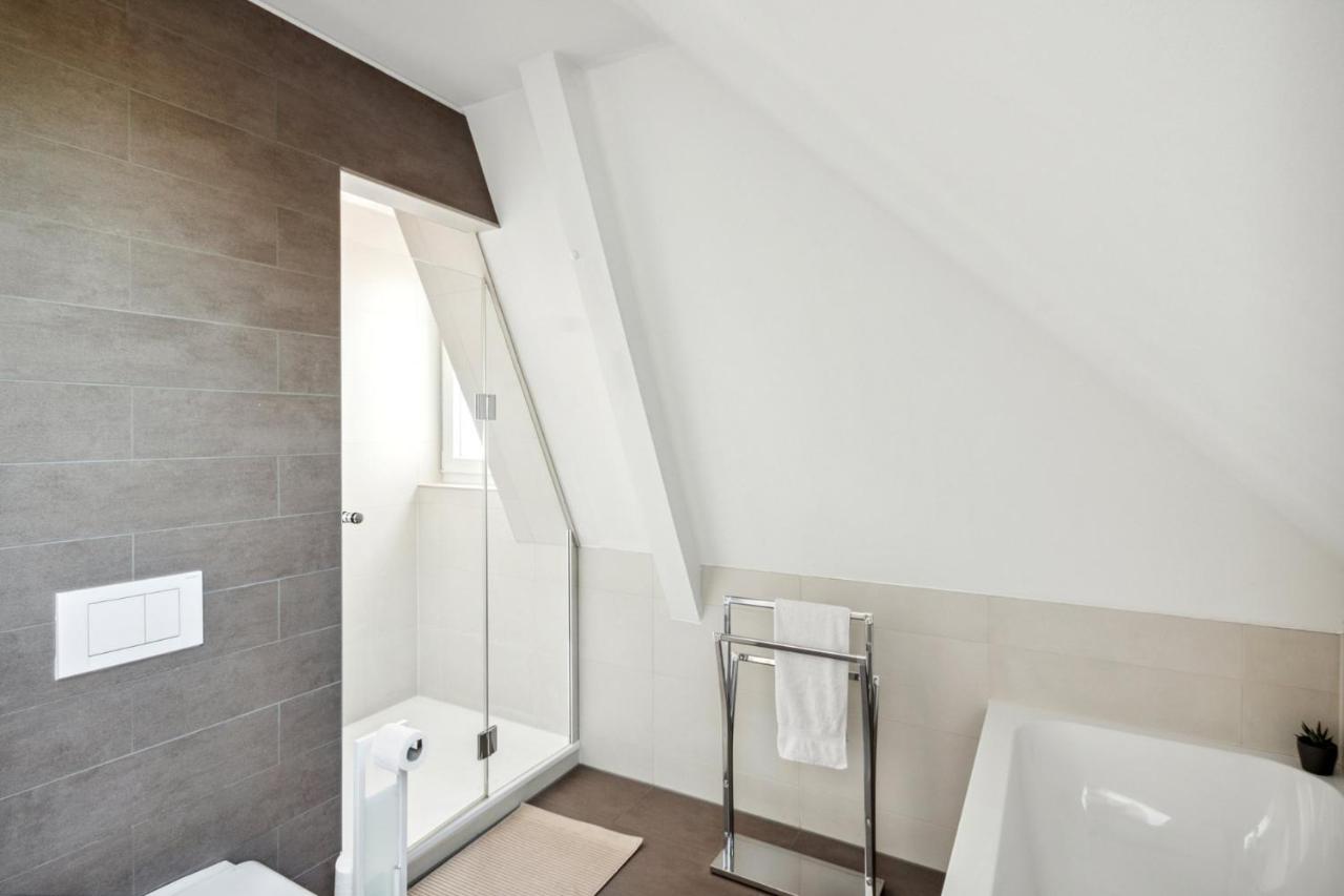 Your Away From - A Workplace In Every Apartment *
